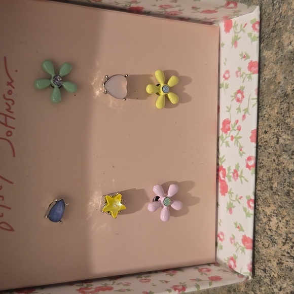 Betsey Johnson Floral Stud Earrings  3 Pair Set brand nwot - Picture 2 of 2